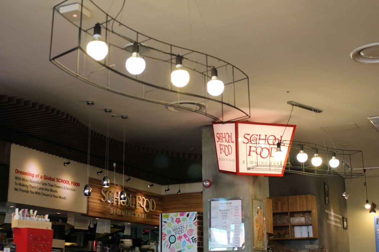 Paju outlet. shopping. premium outlet. seoul shopping. shopping in seoul. paju lotte premium outlet. hyundai department store. lotte department store.t